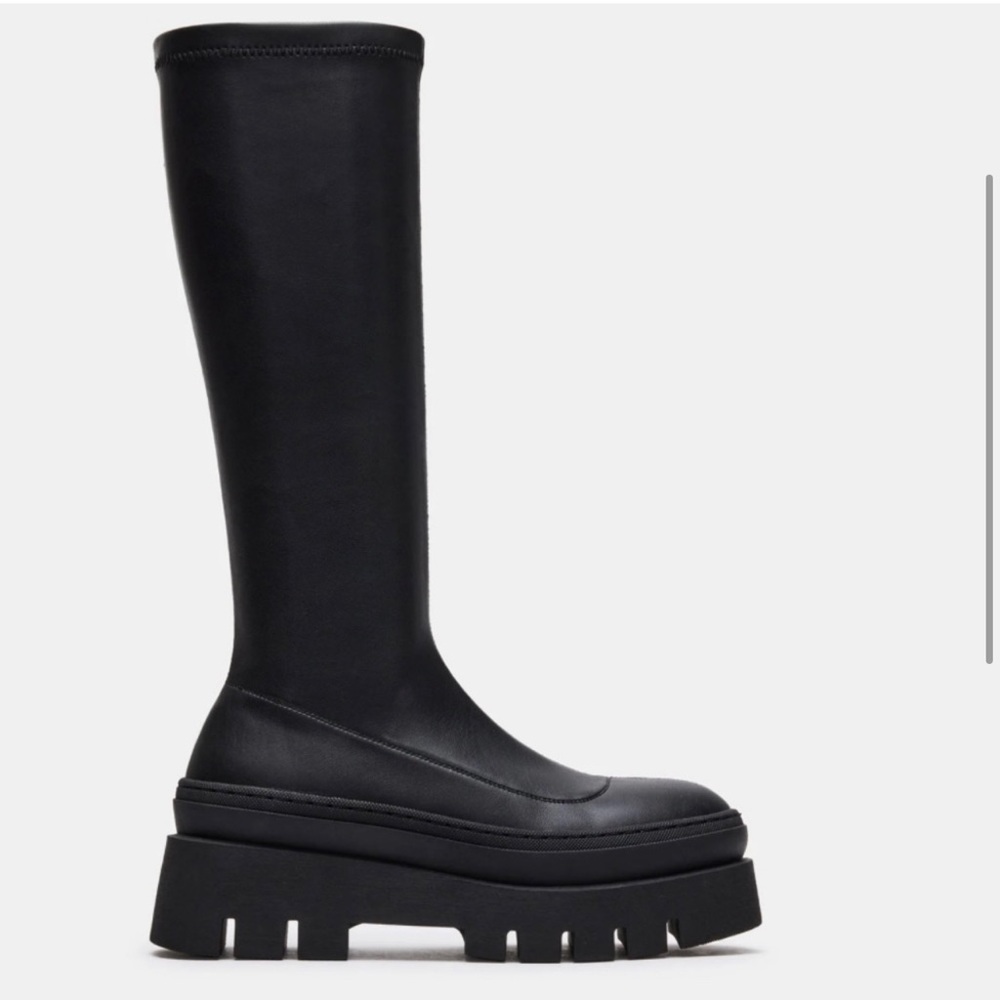 Steve Madden Knee High Titan Boots size 7.5